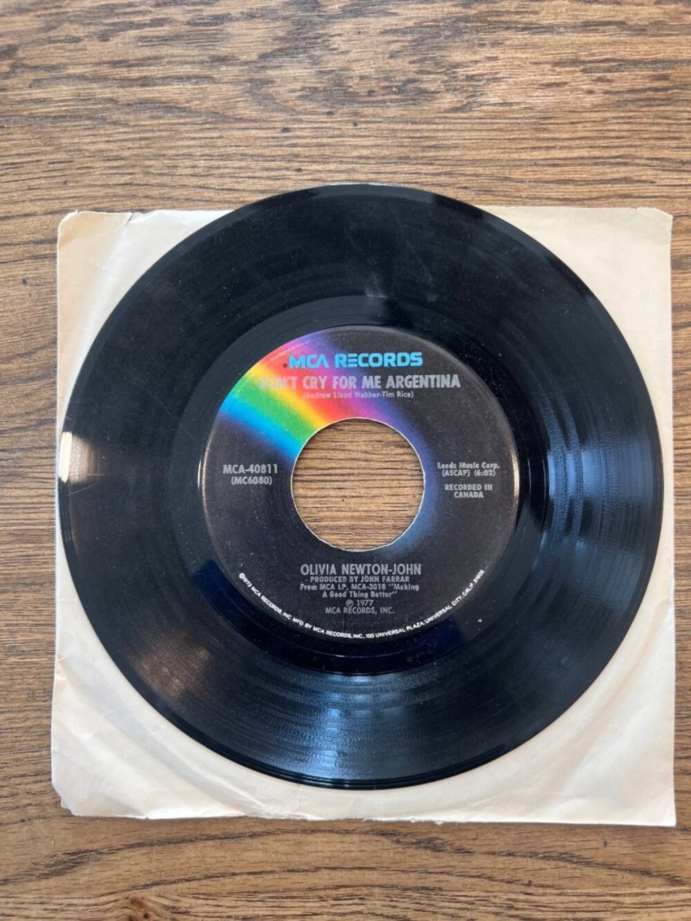 Olivia Newton-John 7" Vinyl 45 RPM MCA Records I Honestly Love You / Don’t Cry F